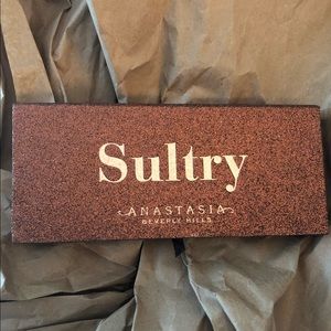 Anastasia Beverly Hills Sultry Eyeshadow Palette
